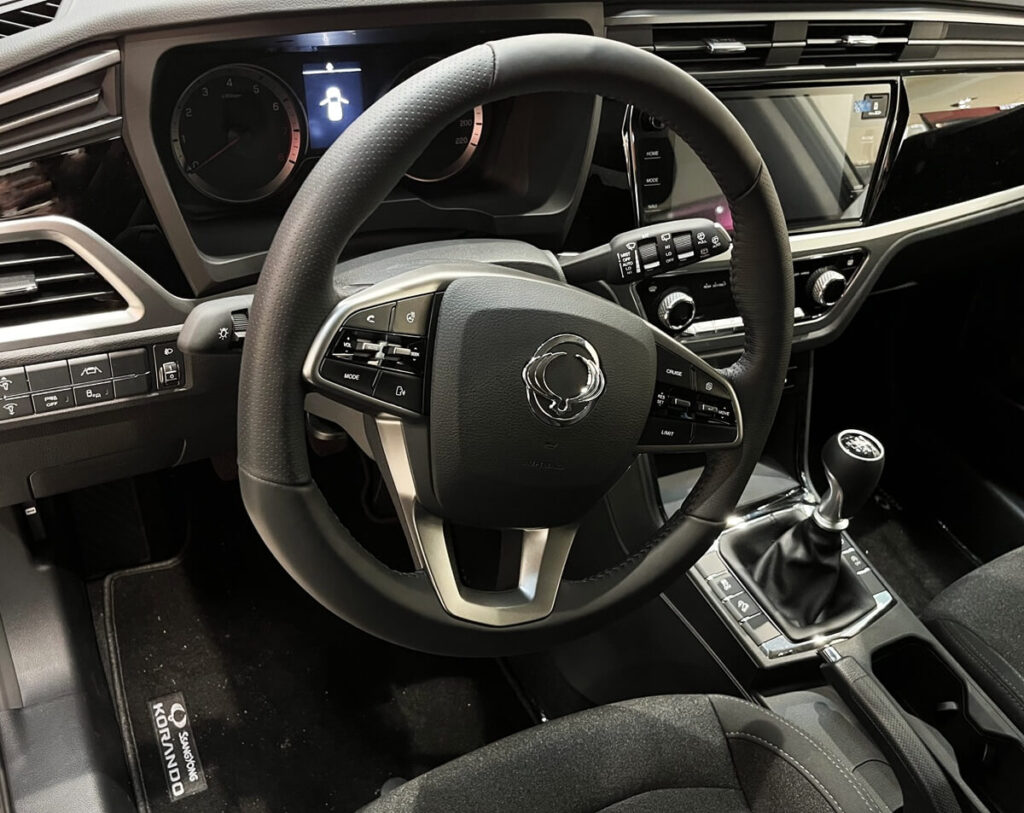 KGM Korando Style+, interier