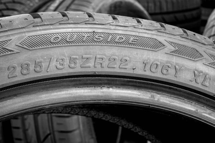 Slováci jazdia do Talianska na zlých gumách. Od 15. apríla riskujú pokutu aj zadržanie auta