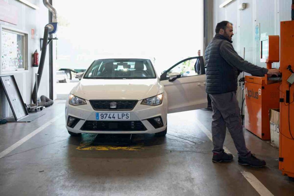 Kalibrácia asistenčných systémov v servise po každej oprave karosérie