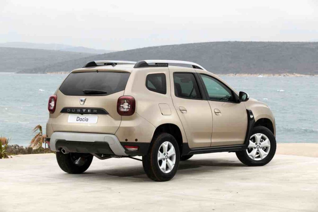 dacia bigster podbehy materiál