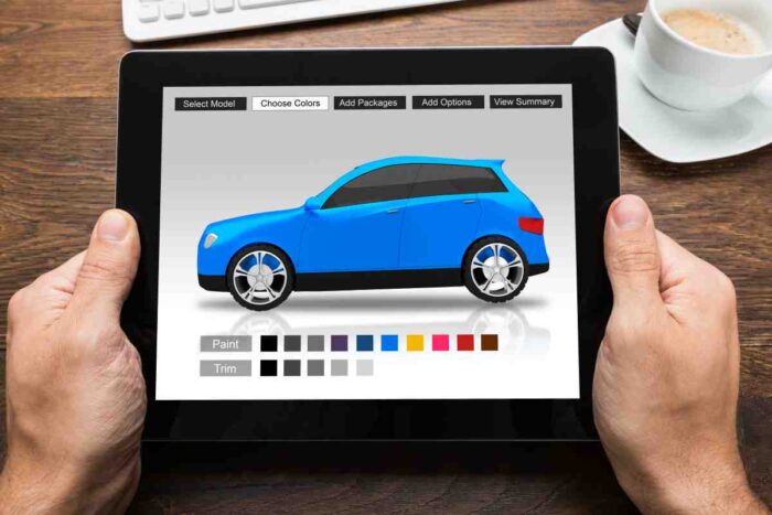 Škoda potichu mení stratégiu predaja: Obľúbené modely už v showroome nekúpiš bez tohto dôležitého kroku