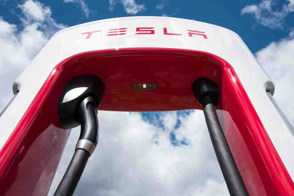 Nabíjací systém Megacharger s výkonom 1,2 MW