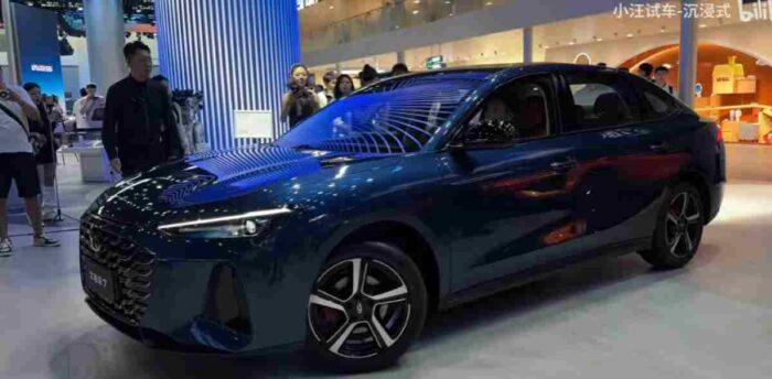 Čínsky sedan okopíroval Audi tak verne, že ho nerozoznáš: Stáť má okolo 14-tisíc eur