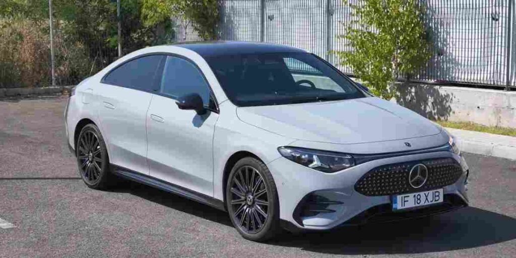 lektrický Mercedes CLA