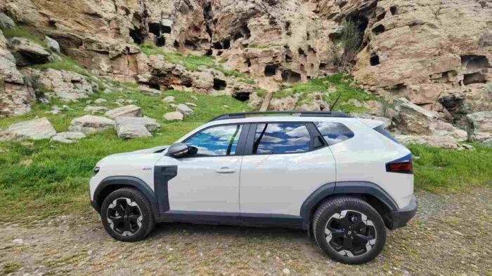 Dacia Duster Hybrid musí do servisu: Známa prevodovka Multi-mode dostáva hromadnú opravu