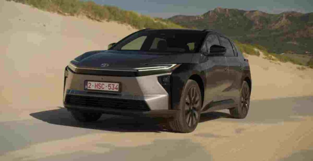 Elektrické SUV Toyota bZ4X