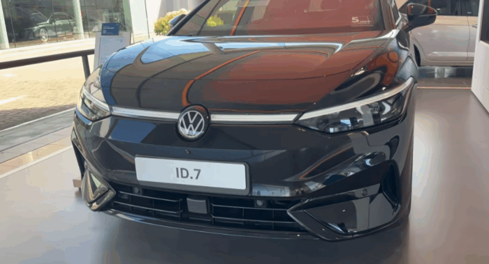Volkswagen ID.7 Tourer v reálnom teste: Elektrické kombi zvládlo diaľničnú trasu bez zastavenia na nabíjačke