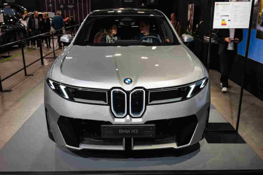 BMW iX3